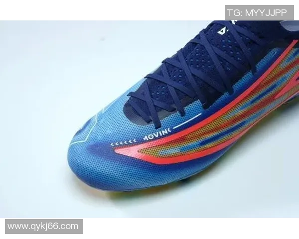 球星专属足球鞋助力世界杯精彩对决赛场背后的科技与荣耀